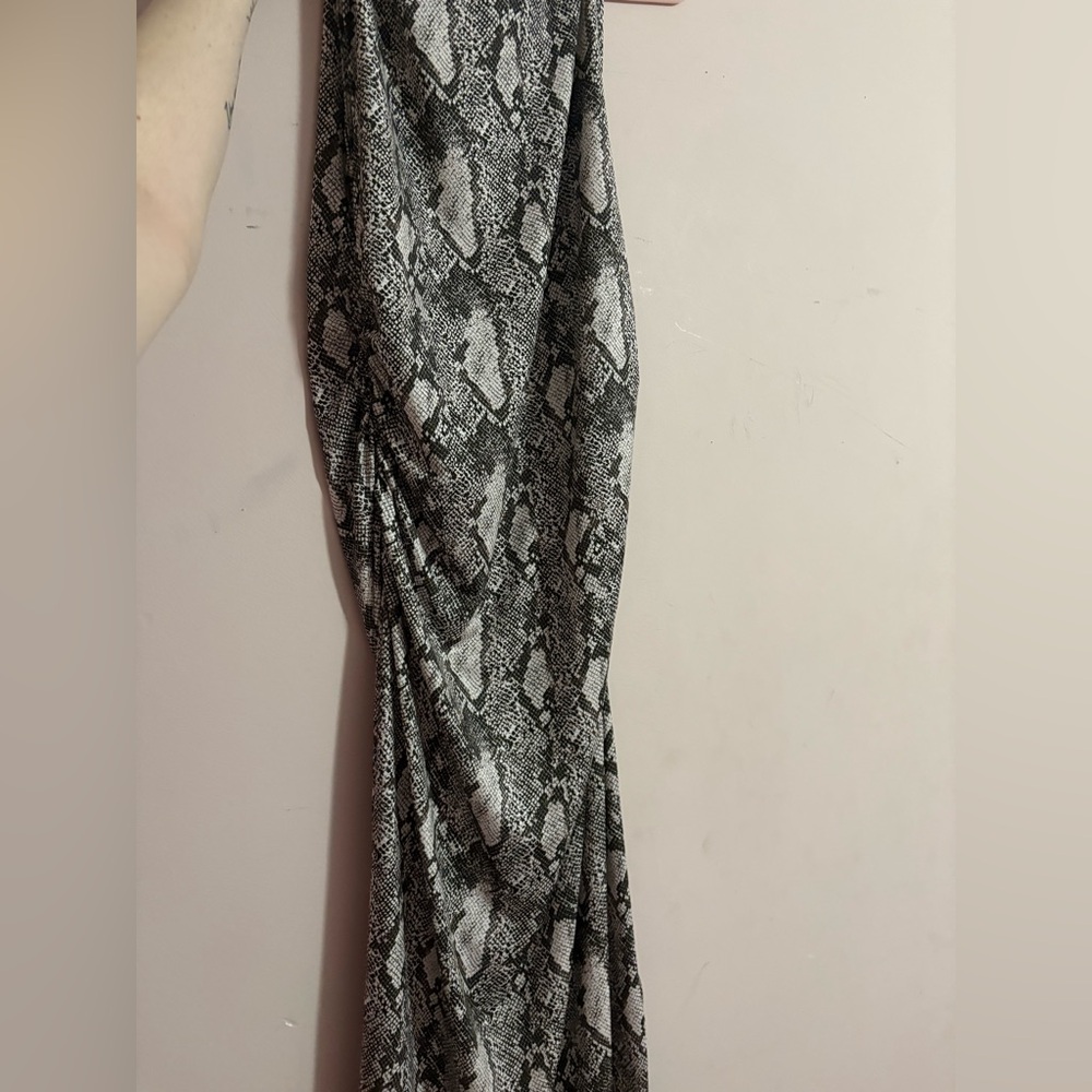⭐️H&M snake skin dress women’s large